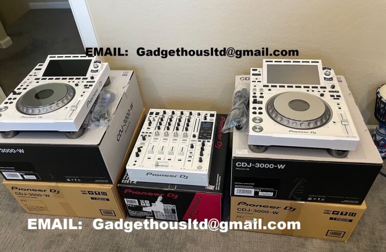 Pioneer CDJ-3000, Pioneer DJ DJM-A9, AlphaTheta Euphonia , Pioneer CDJ-2000NXS2, Pioneer DJM-900NXS2, Pioneer DJ DJM-V10-LF , Pioneer DJ DJM-S11, Pioneer  CDJ-TOUR1 , Pioneer DJM-TOUR1 , Allen & Heath Xone:96, PLAYdifferently MODEL 1 DJ-Mixer